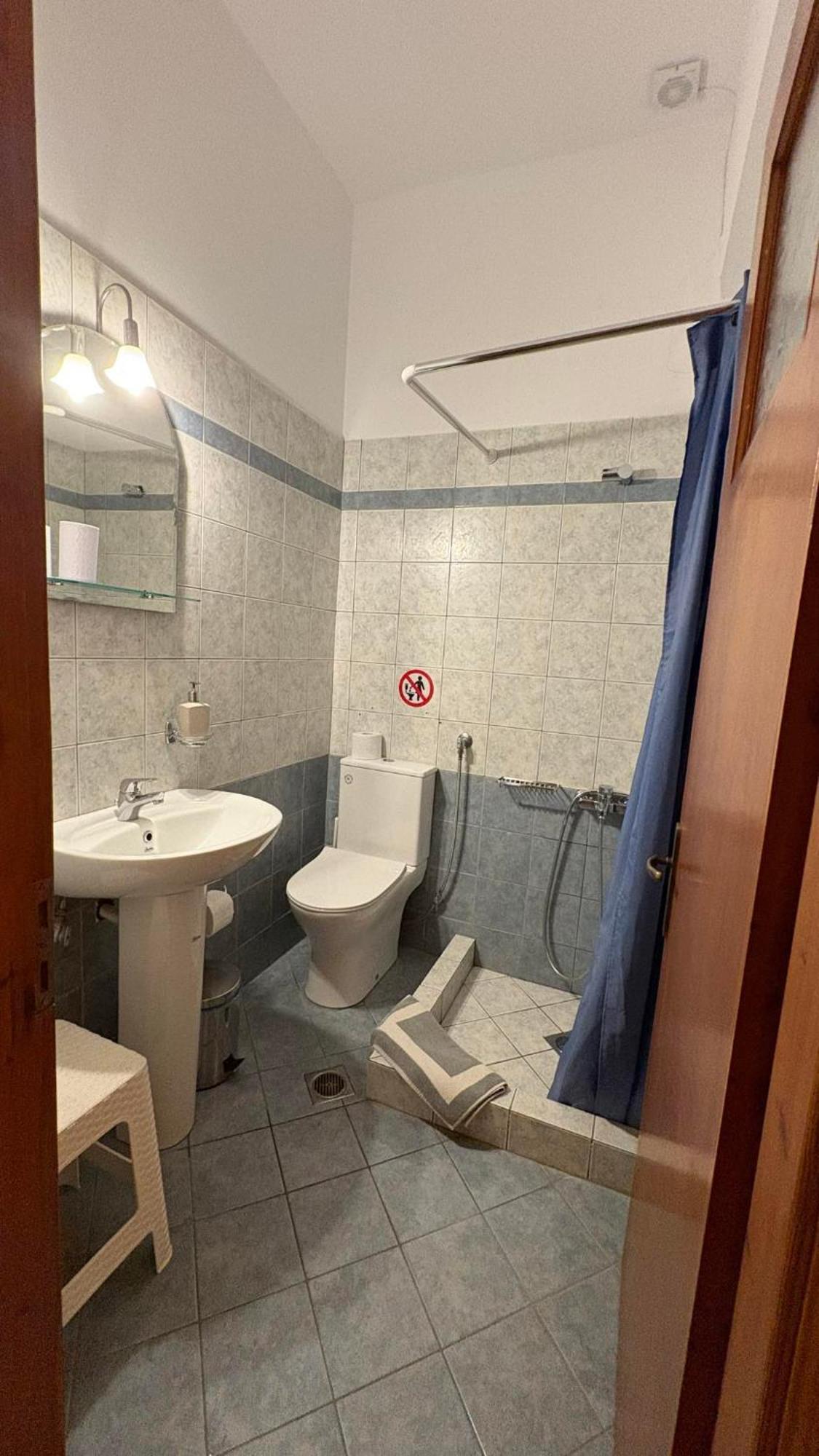 Romanza Rooms Poulithra Luaran gambar